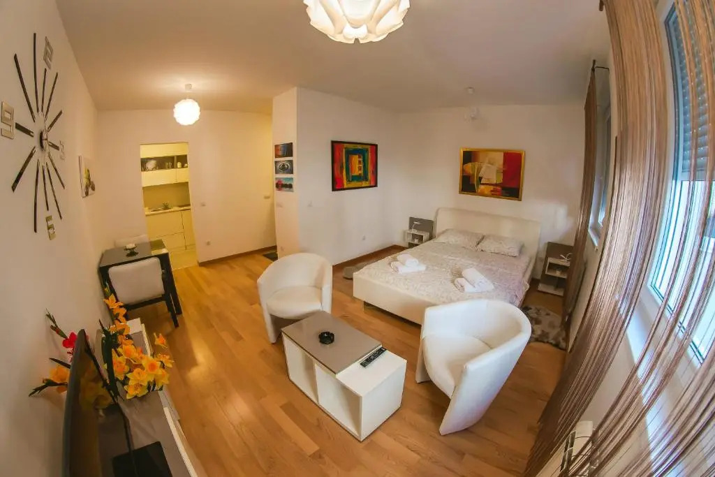 Maja Apartment