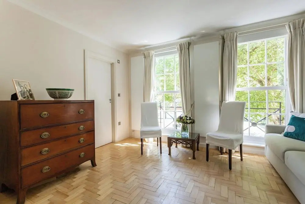 Somerset Square by Onefinestay