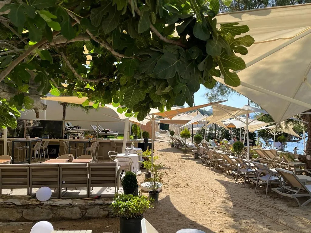 Farrys Boutique Hotel and Beach Club