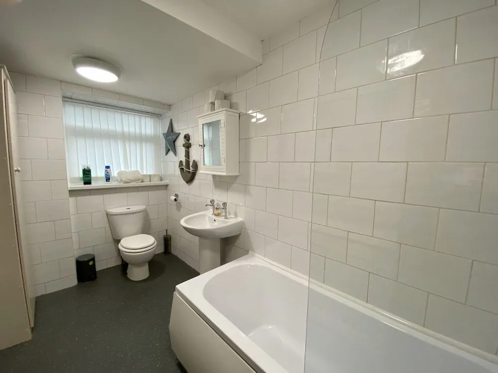 Simpson Beach View Apartments by Blackpool Service Apartments
