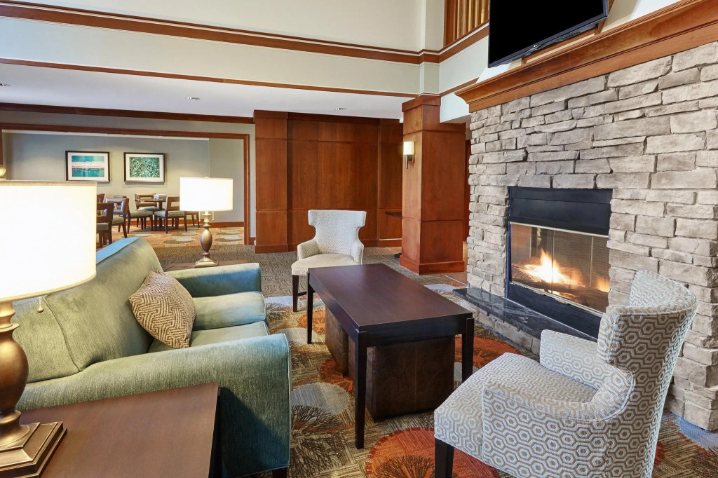 Staybridge Suites Glenview by IHG