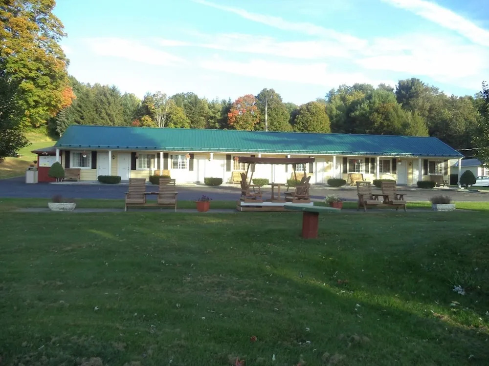 The Weathervane Motel