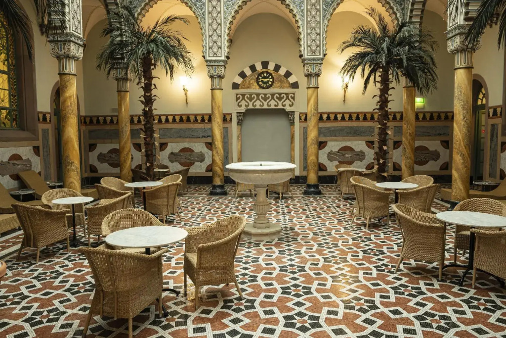 Moknis Palais Hotel & SPA