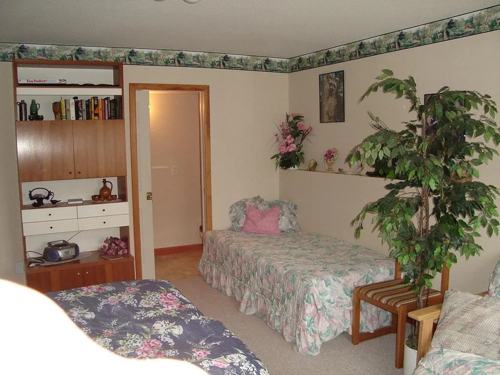 PineWood Guesthouse