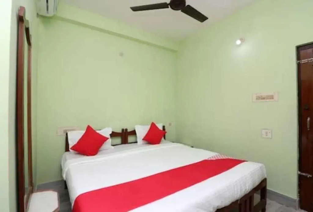 OYO Flagship 80531 Pritis Stay