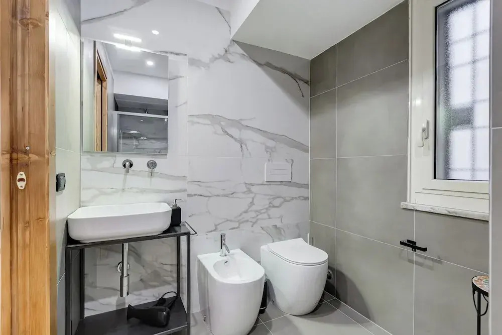 3-Bedroom Home Near Trastevere Station