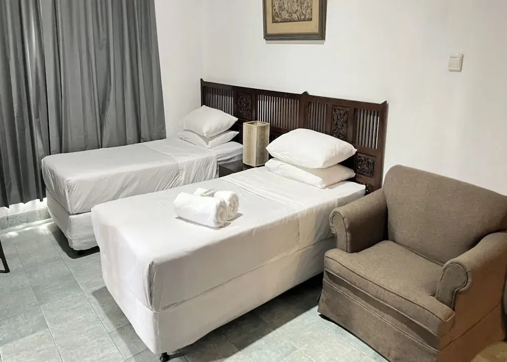 R Residence Jakarta