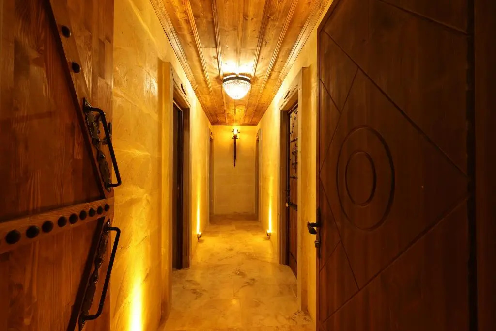Alika Castle House