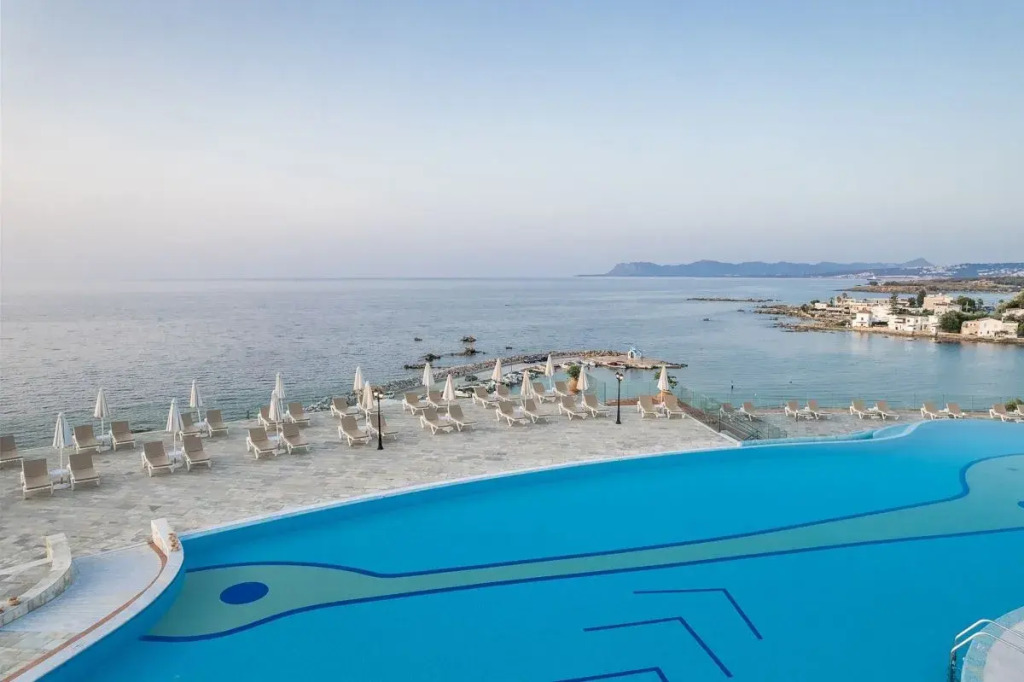 Leptos Panorama Hotel