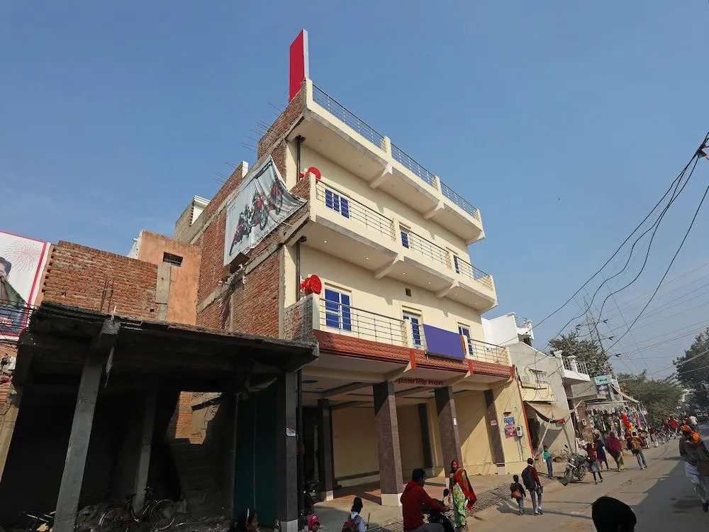 Hotel Taj Ansh