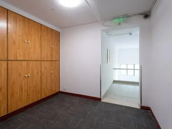 Shanghai Veteran Cadre Guest House (Dong'an Road Branch)