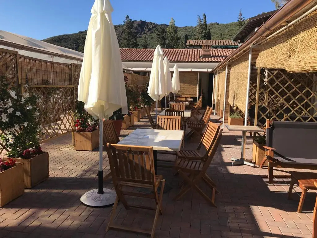 Locanda del Borgo B&B Helios Relais