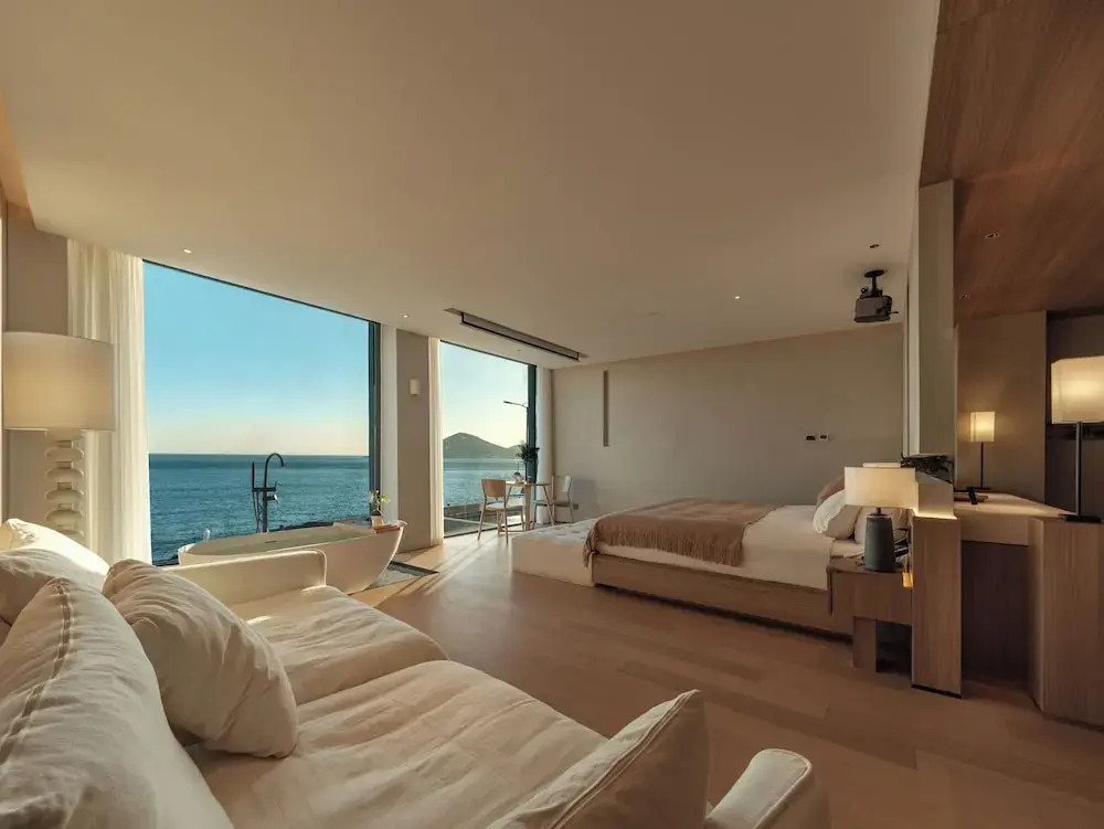 qingdaowushe yujian haijing jiudian