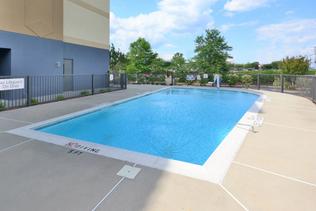 Fairfield Inn and Suites by Marriott Winston Salem/Hanes