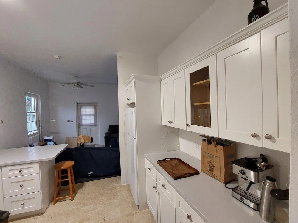 1-bed House Sleeps 2 With Parking