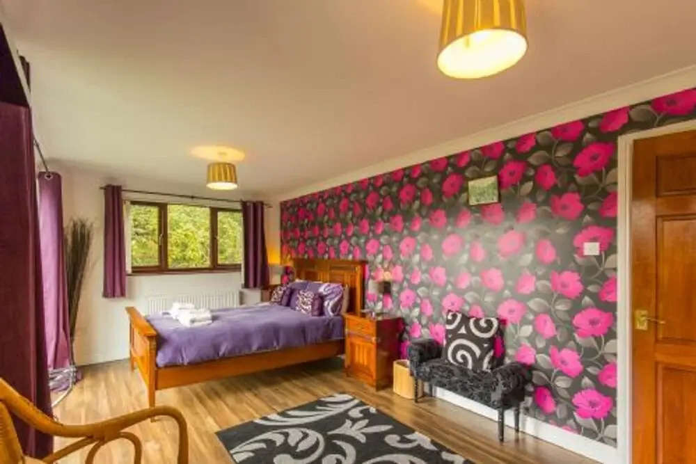 Host Stay Four Seasons