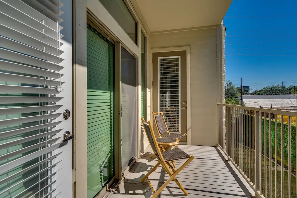 Kasa Houston Galleria Apartments