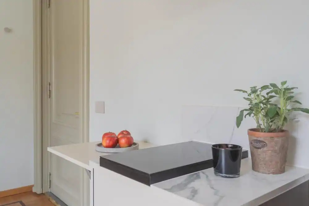 Garibaldi's Balcony by Rent all Como