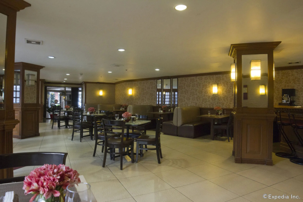 Rothman Hotel