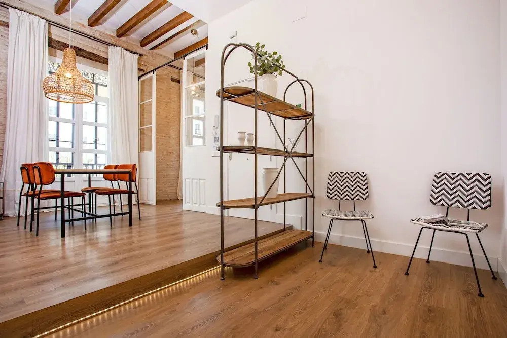Cozy Apartment in the Center Almirante Lobo I