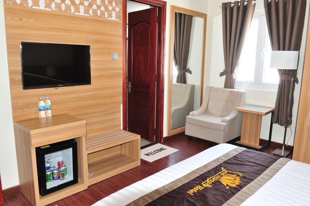 Sen Vàng Luxury Hotel