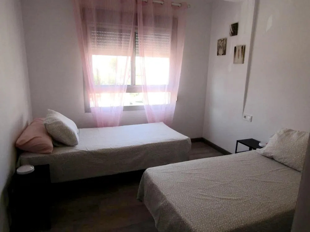 Apartment with 3 Bedrooms in Benetúser, with Wonderful City View And Wifi