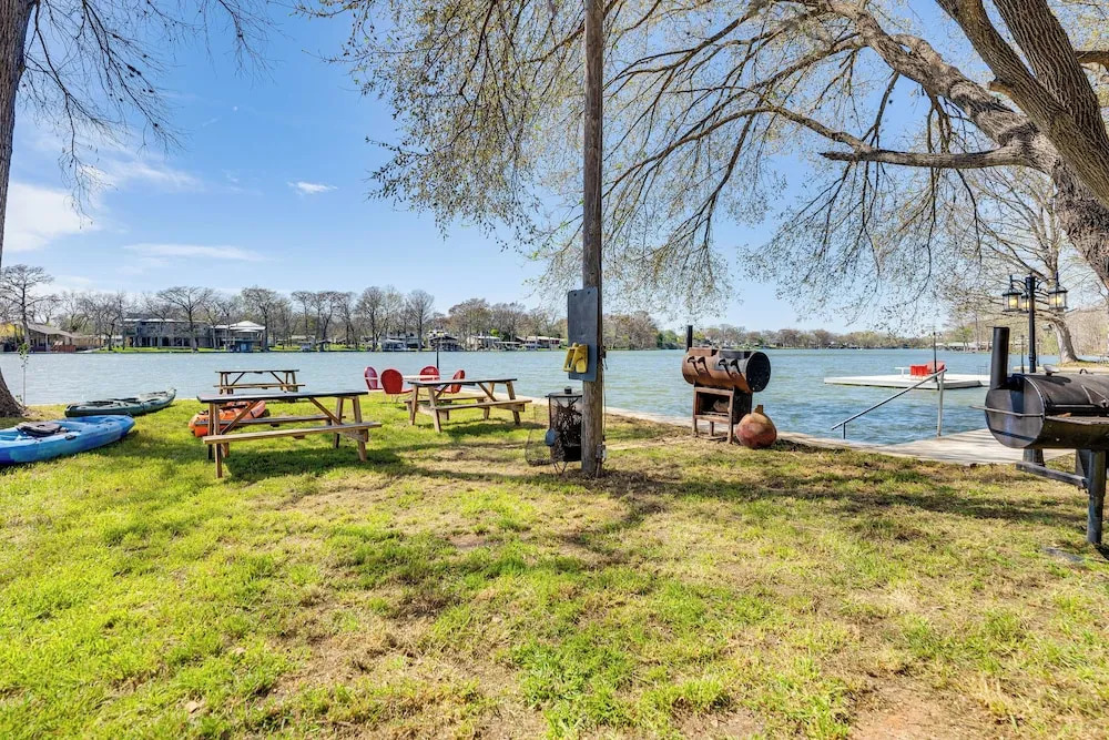 Lake Dunlap Studio w/ Shared Boat Ramp, Dock