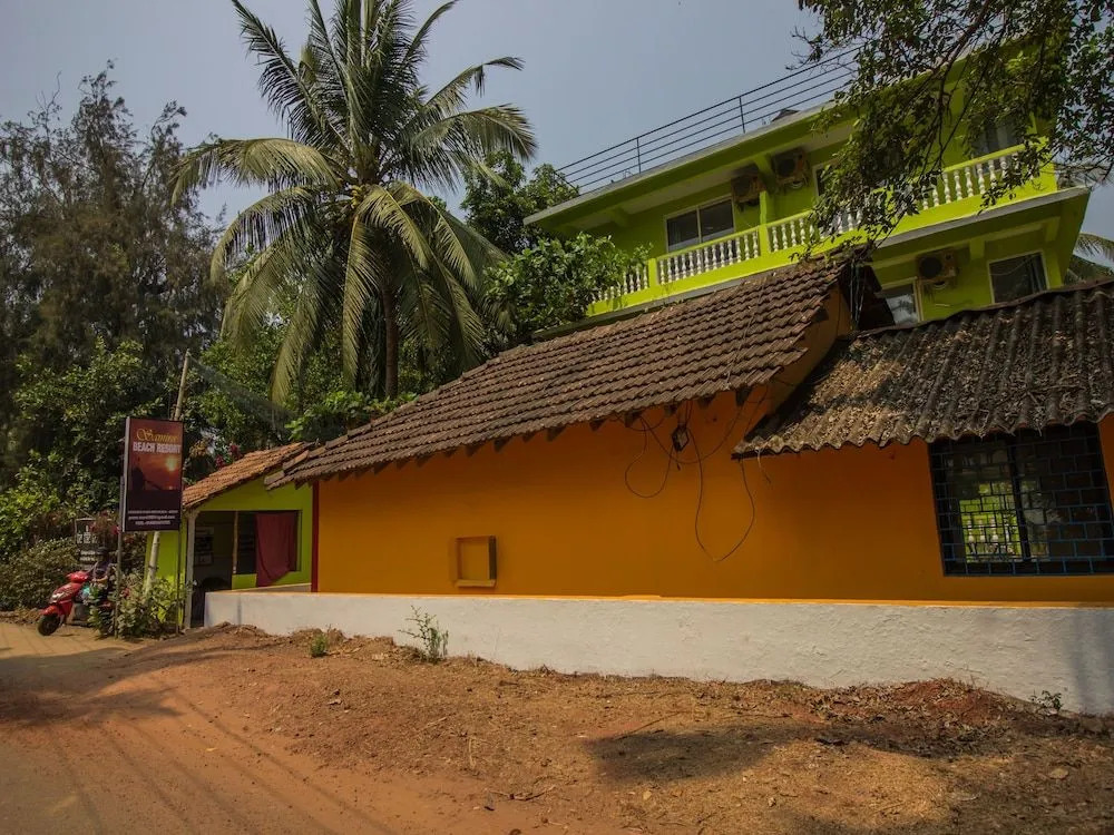 OYO 12873 Home Beach facing Studios Morjim