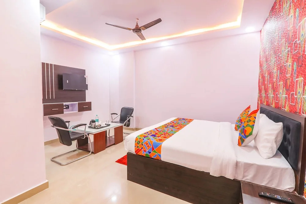 Hotel O Paras