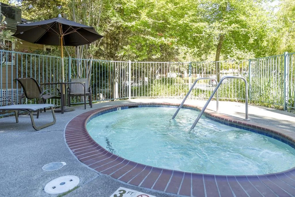 RiverPointe Napa Valley Resort
