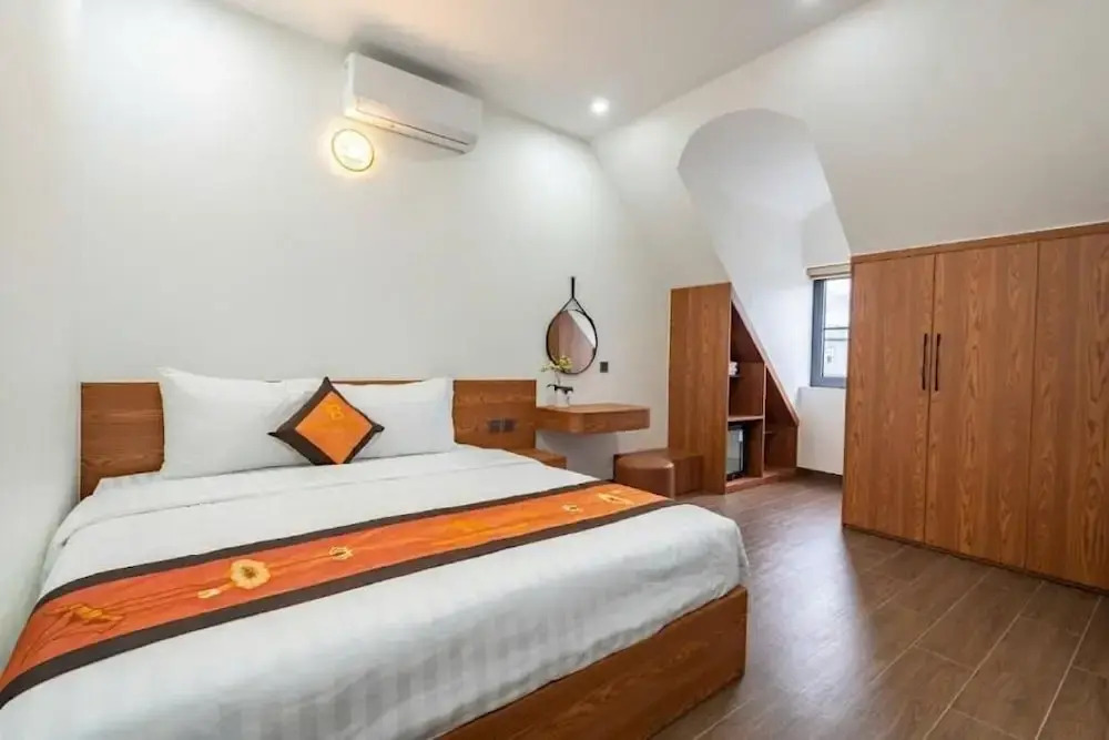 Agarwood Hotel