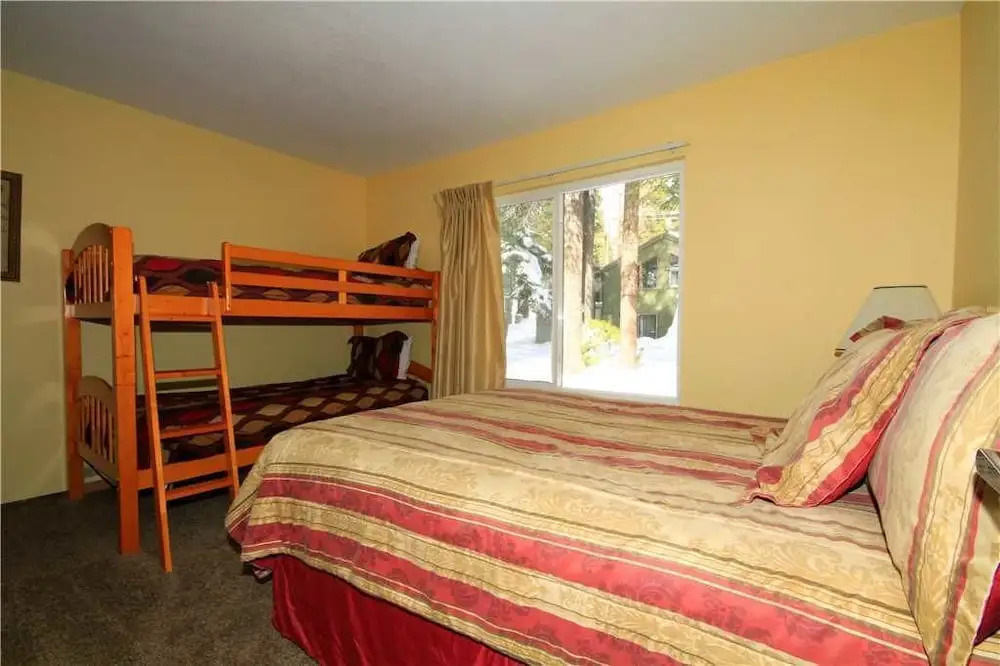 Discovery 4 #151 2 Bedrooms 2 Bathrooms Condo