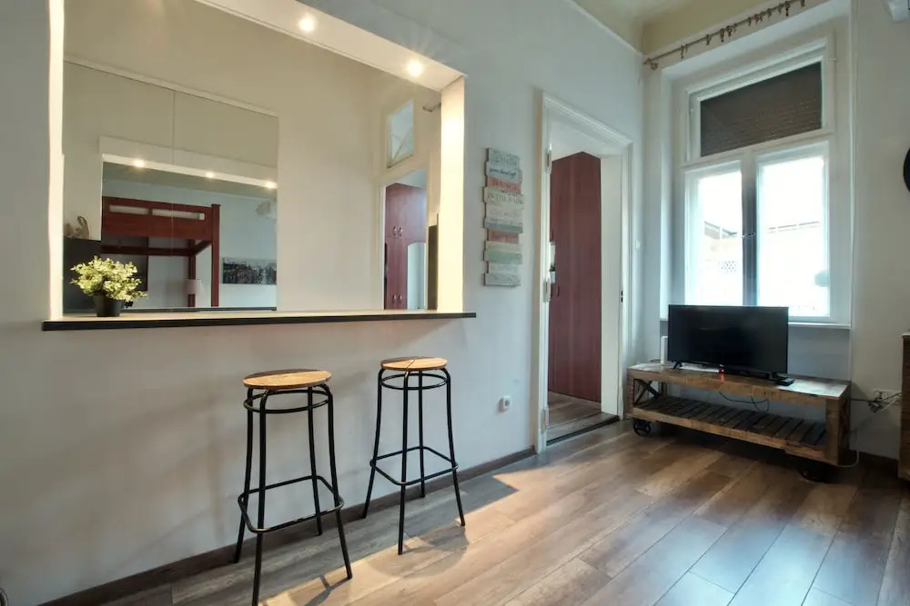 Budget Apartment by Hi5 - Nyugati 4