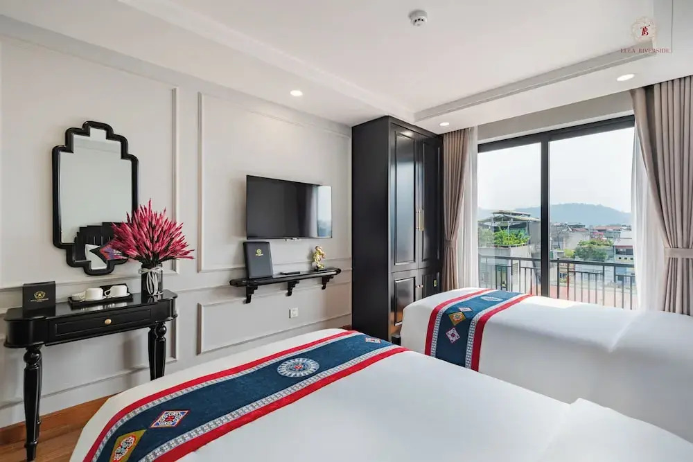 Ella Riverside Hotel