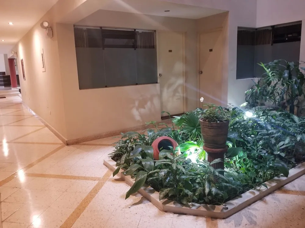 El Brujo Hotel - La Merced
