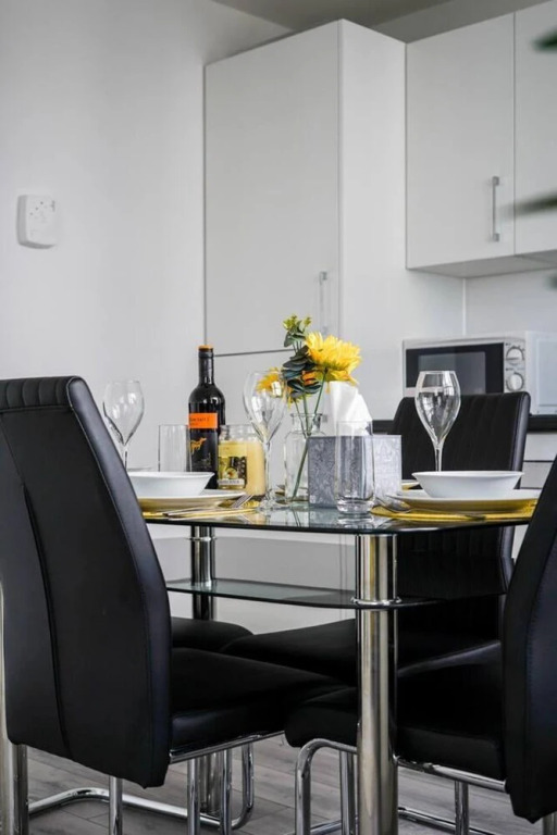 Livestay- Perfect For Contractors Luxury Apartment