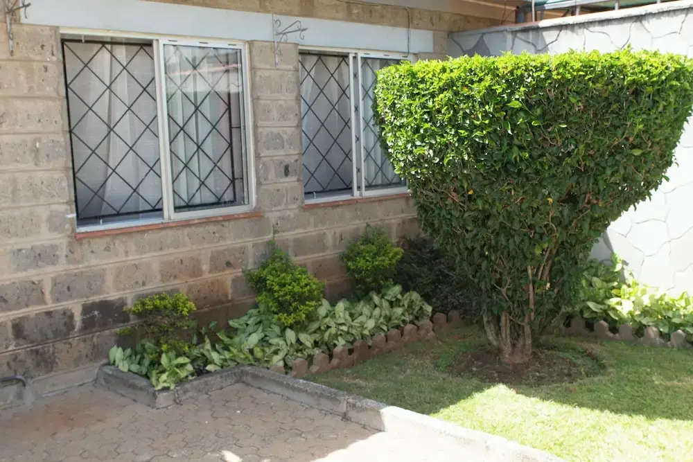 LA FONT HOUSE Near JKIA