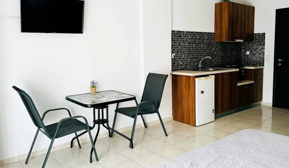 A & A APARTMENTS 2 - Comfort and tranquility in the center of Skiathos