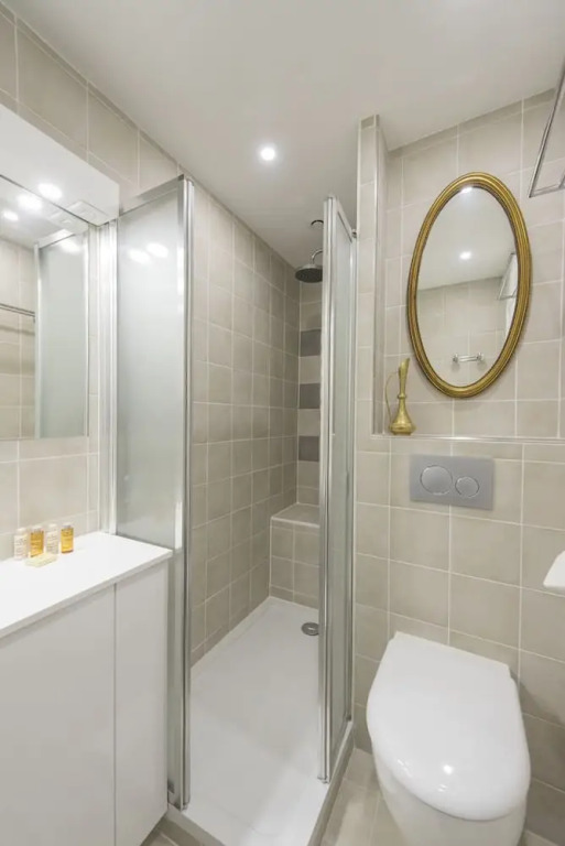 Apartment near Pont de Grenelle