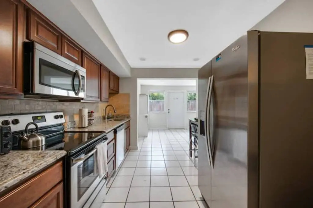 5140 Duplex in Oakland Park