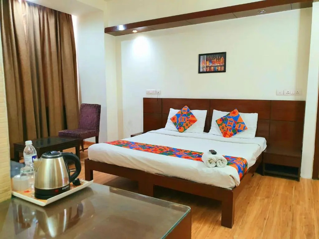 Merriment Alpha Hotel At Noida