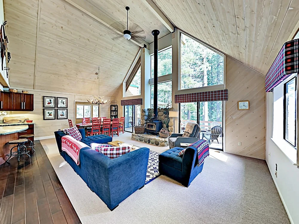 New Listing! Modern W/ Pool & Private Garage 4 Bedroom Home