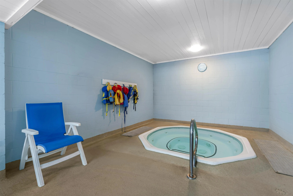 SureStay Plus Hotel by Best Western Salmon Arm