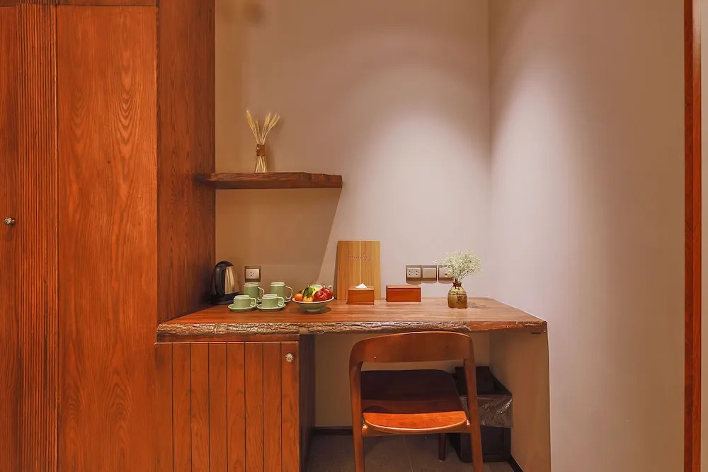 CHERRY BOUTIQUE HOTEL