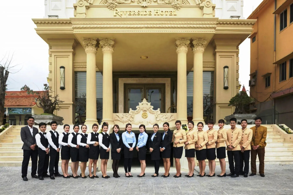 Riverside Hotel Quang Binh