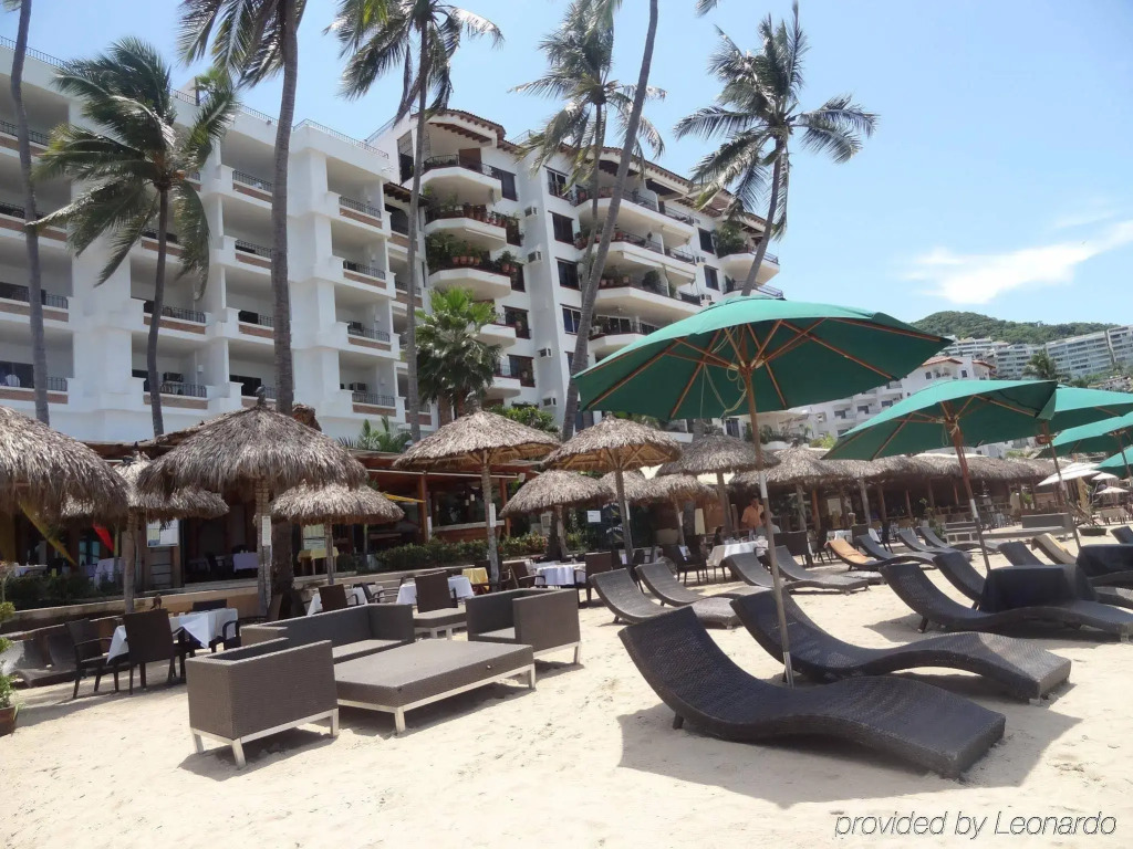 Emperador Vallarta Beachfront Hotel and Suites