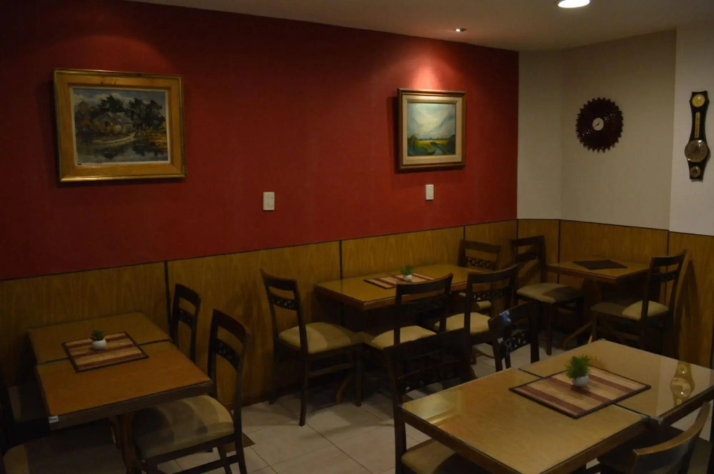 Hotel Petit