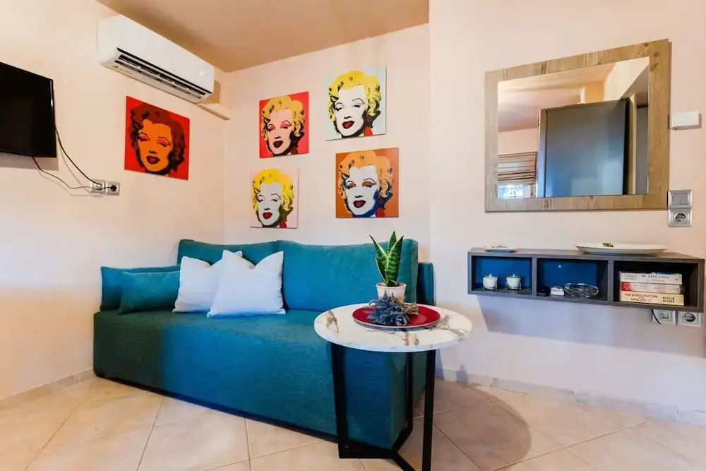 Urban Living, Minicasa Nomad - Kalamatas Hideaway