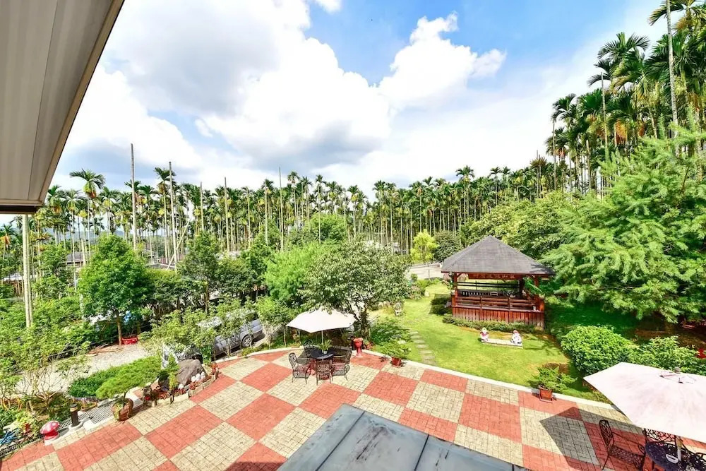 Yujue Holiday Villa