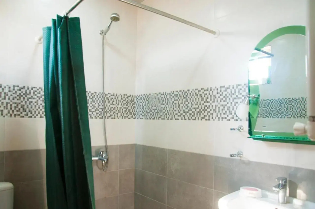 Azhdahak Guest House B&B-20km from Yerevan